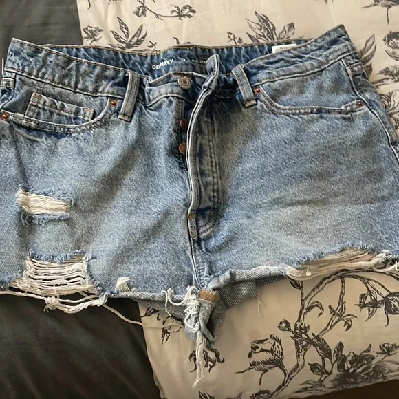 Lot of 4 pairs of denim shorts. - Picture 6 of 9